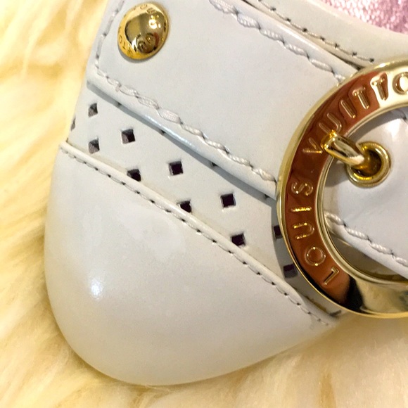 Louis Vuitton White Leather Flats - Picture 7 of 8